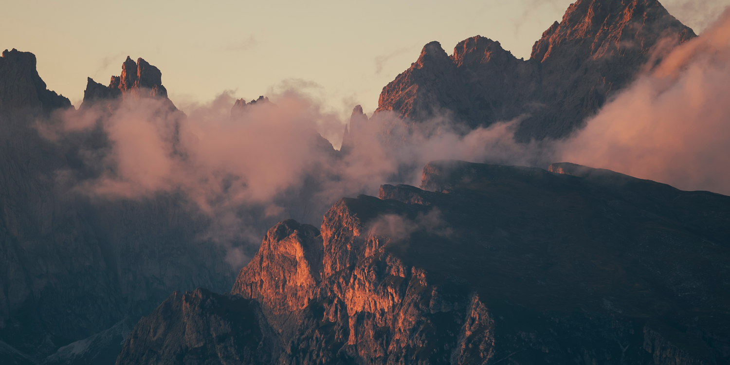 Hero image - Pirani Mountain Engravings